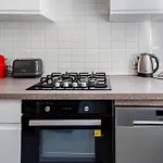Spacious 2 Bedroom Family Home Authentic Paris 15