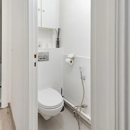 Spacious 2 Bedroom Family Authentic 15 Appartamento *