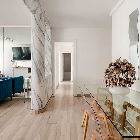 Spacious 2 Bedroom Family Authentic 15 Paris