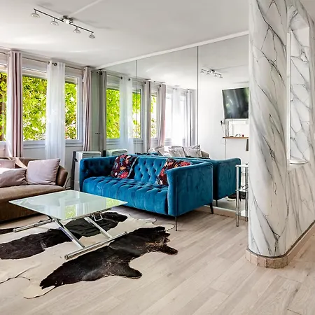Spacious 2 Bedroom Family Authentic 15 Parigi