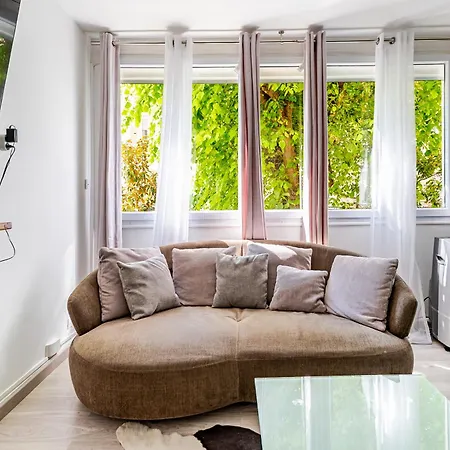 Spacious 2 Bedroom Family Authentic 15 Appartamento *